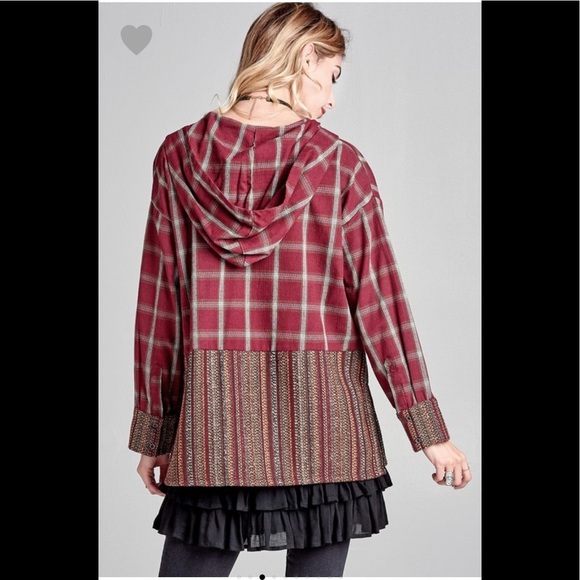 ❤️2 for $40❤️tribal print hooded top - Picture 4 of 8